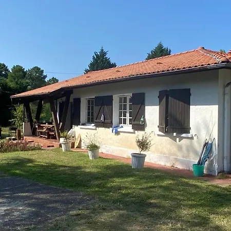 Cool Landes بيت للعطل