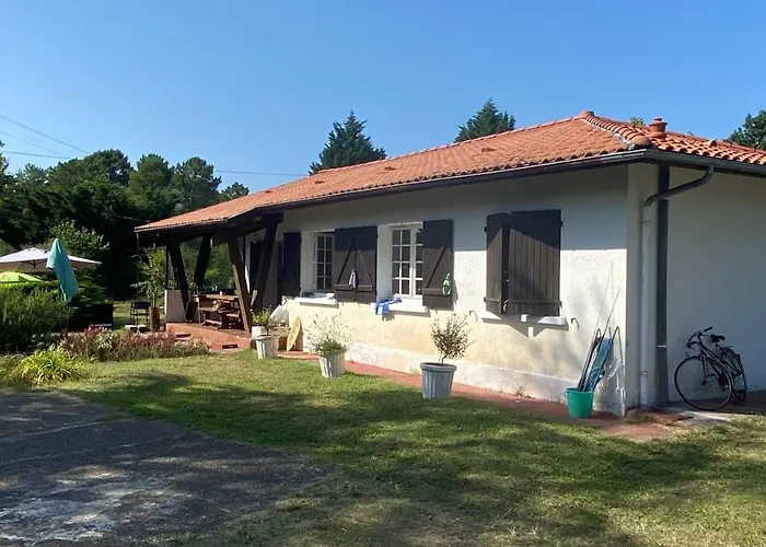 Cool Landes بيت للعطل